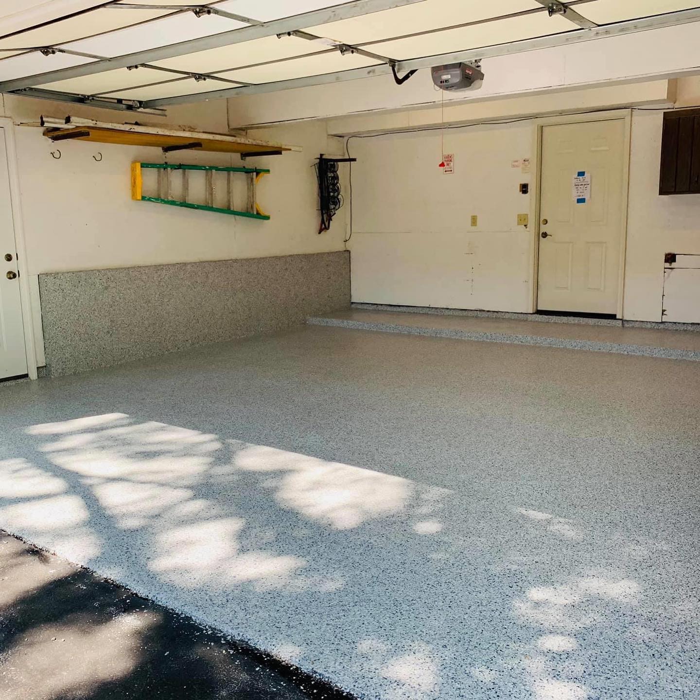 Ave Maria garage floor after epoxy coating